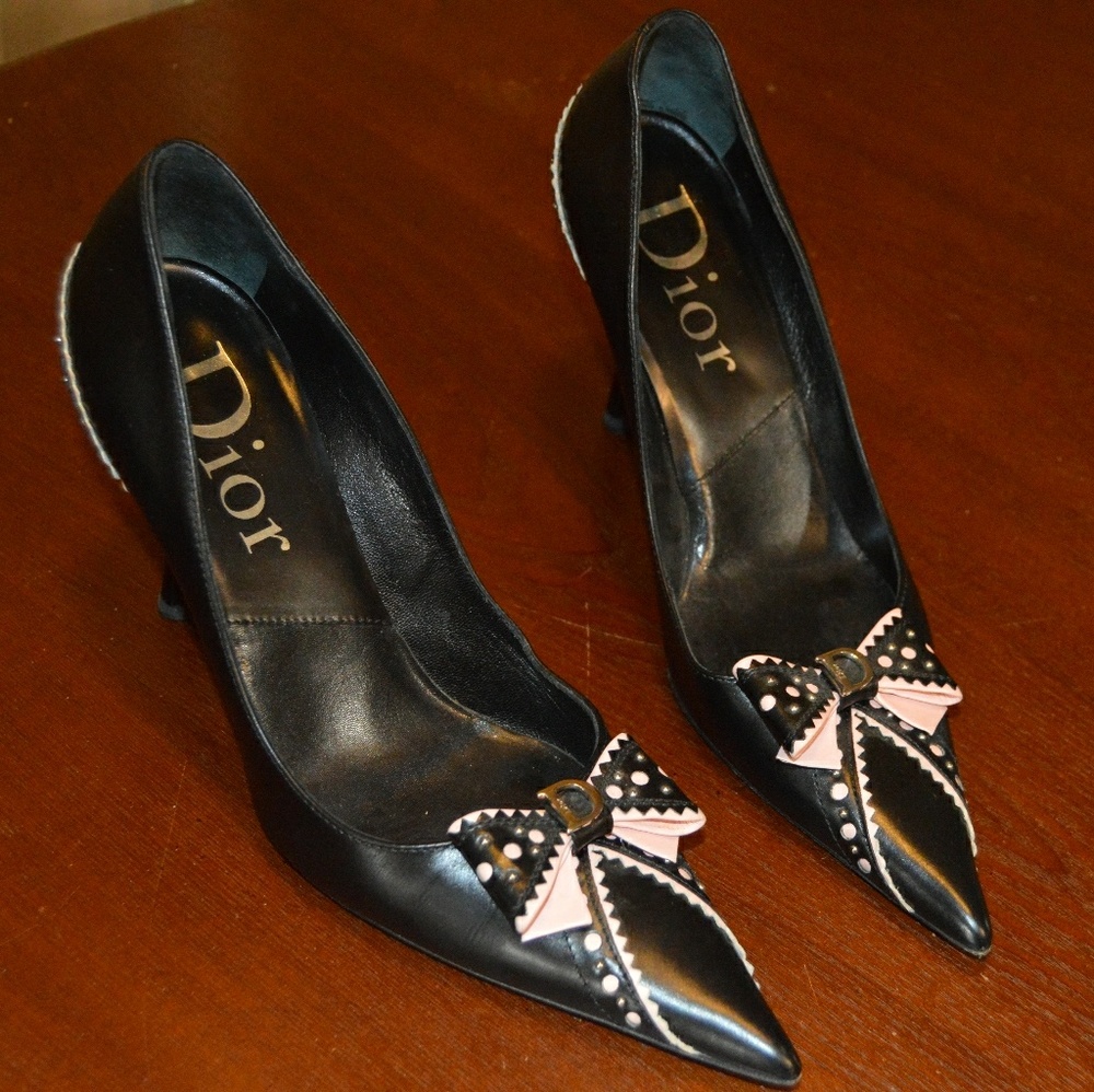 Christian Dior Black with pink trim heels
